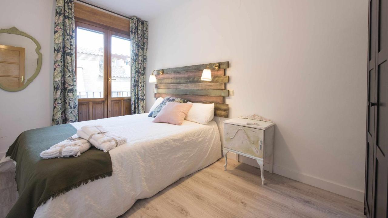 Apartamento Pasaje Del Barco By Toledo Ap ภายนอก รูปภาพ