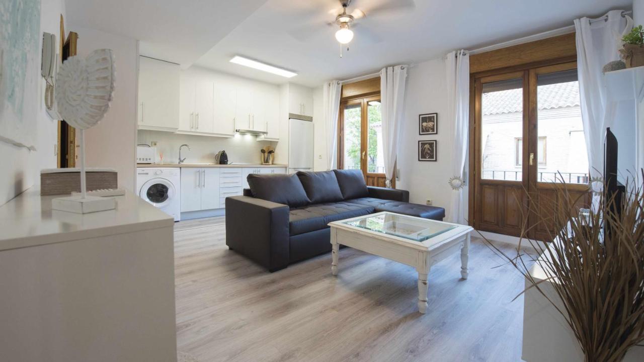 Apartamento Pasaje Del Barco By Toledo Ap ภายนอก รูปภาพ